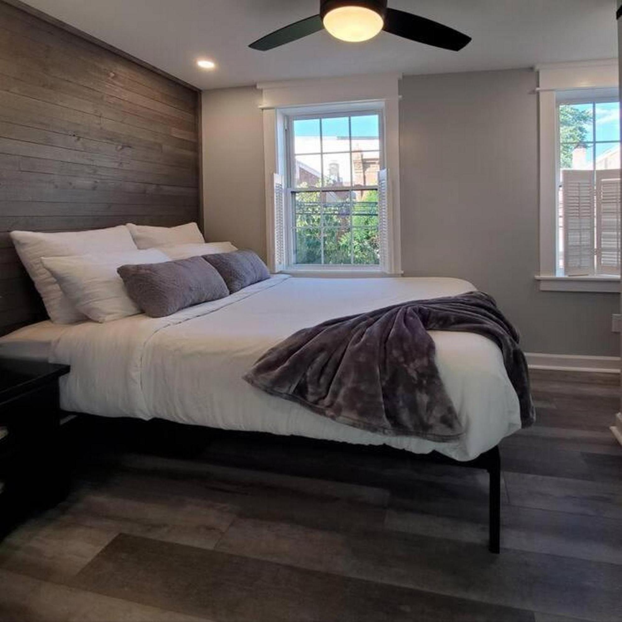Fun Fishtown Rowhome - Sleeps 4 *